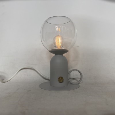 �e�[�u�����C�g DStorage