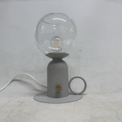 �e�[�u�����C�g DStorage